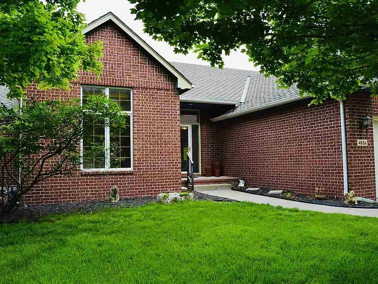 4826 N Portwest St — Photo 2