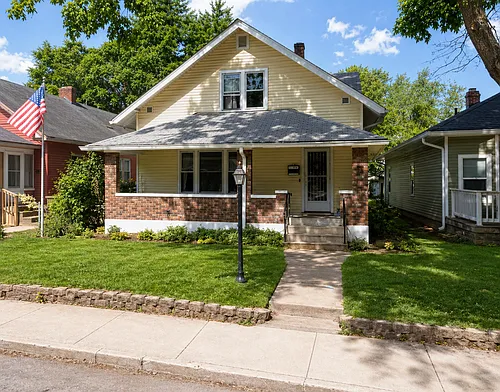 1364 N Gale St Photo 1