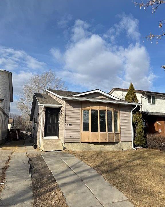 1st image of 6879 E Rundlehorn Dr NE