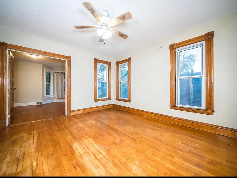 701 Bedford St #2 — Photo 4