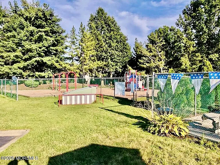 59 Covington Ct — Photo 12