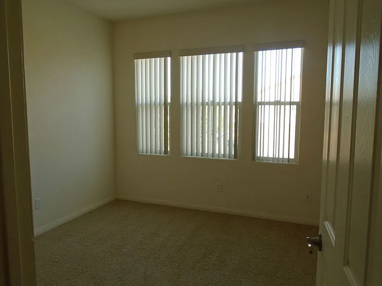 1823 Wadsworth Ave — Photo 8