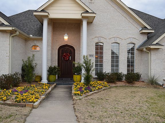 3rd image of 3410 Darnell Dr