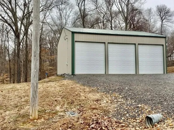 353 Sunny Ln, Cadiz, KY 42211