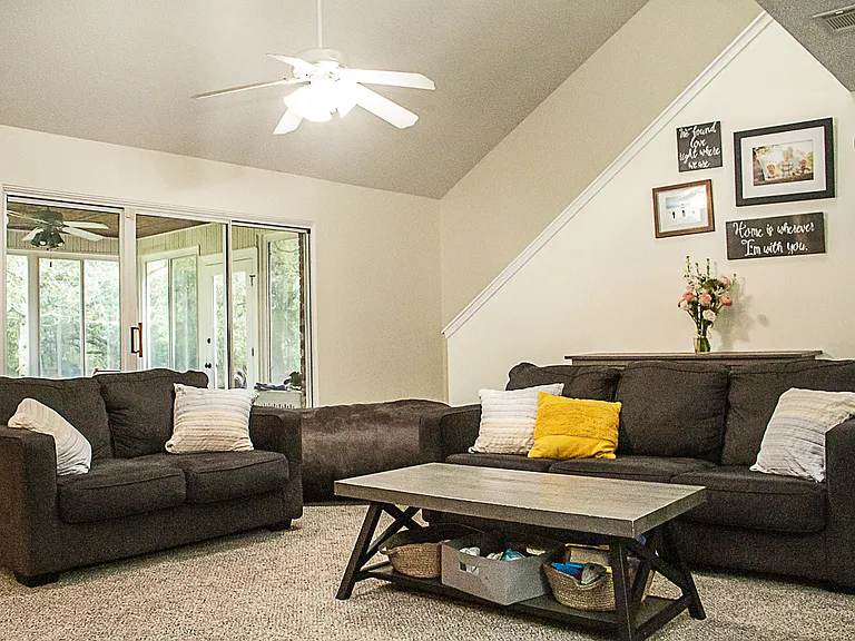 5 Neptune Dr — Photo 43