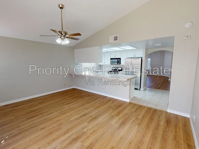 12441 Kestrel St — Photo 13