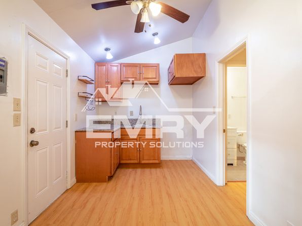 243 S Orange Blossom Ave #B