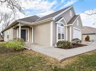 2205 NW Eclipse Ct, Blue Springs, MO 64015
