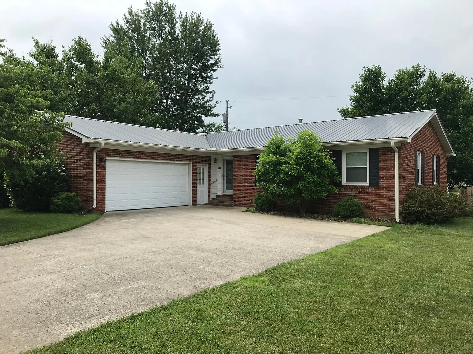 424 Pasadena Dr photo 1