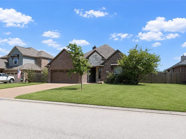 2129 Chestnut Oak Cir — Photo 2