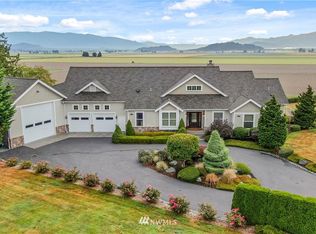 11417 Michael Pl, Burlington, WA 98233
