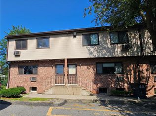 115 Lawn Ave APT 1, Stamford, CT 06902