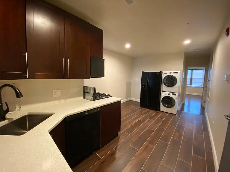 826 Reed St #2 — Photo 4