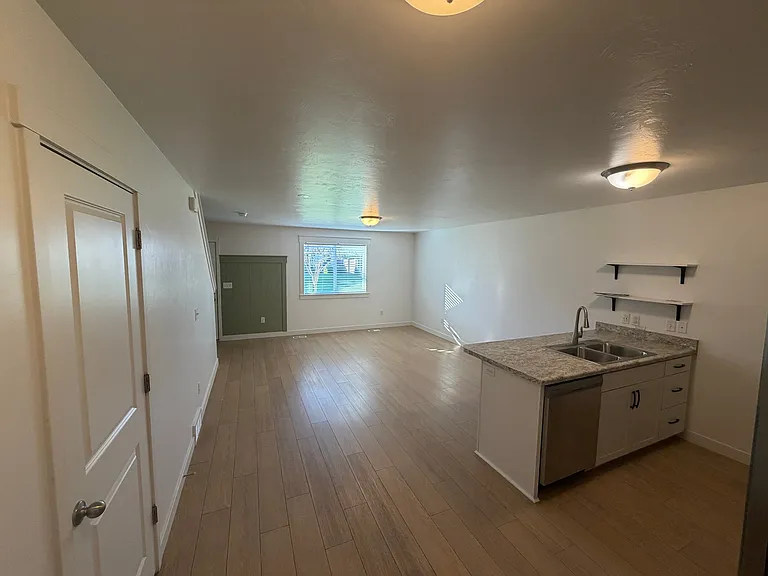 5122 W Dolce Ct — Photo 2