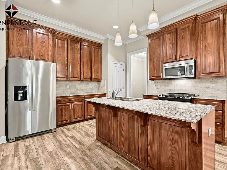 7723 Ibiza Dr — Photo 6