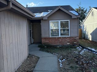 1605 E 22nd St, Lawrence, KS 66046