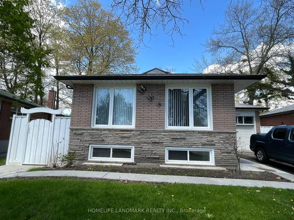3523 Orion Cres #Basement, Mississauga, ON L5C 2H7