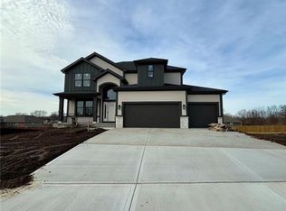 12419 Morgan St, Excelsior Springs, MO 64024