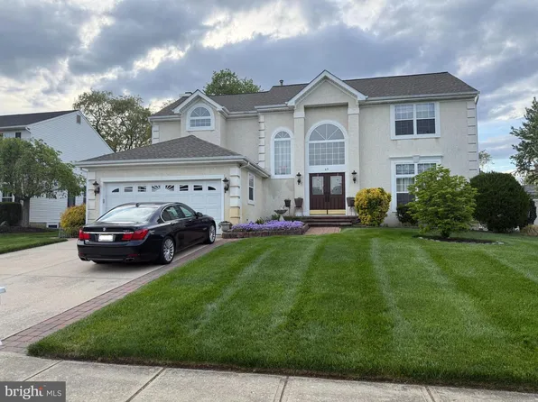 43 Lexington Cir, Marlton, NJ 08053
