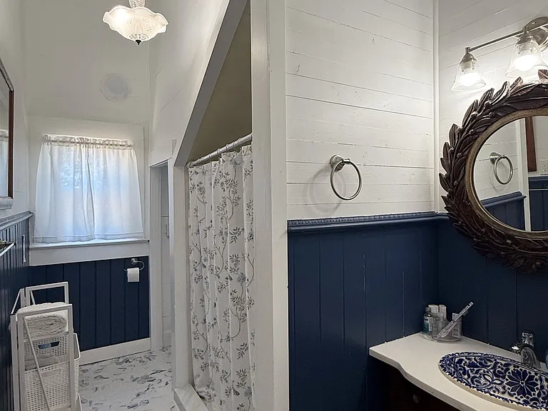 1500 Fleming Dr — Photo 14