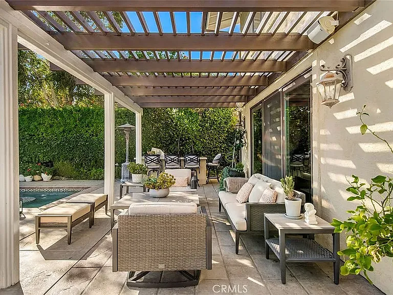 24446 Park Granada — Photo 4