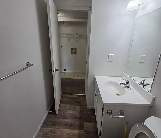3546 Tudor Dr #D — Photo 30