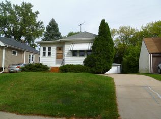 2742 S 96th St, Milwaukee, WI 53227