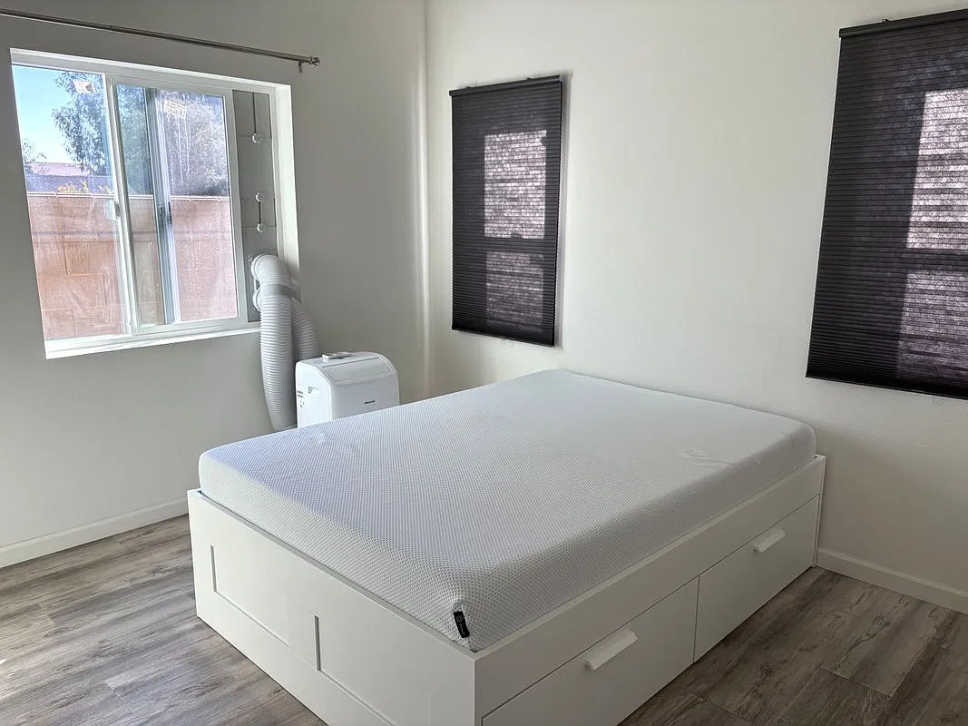 2 bed, 1.0 bath, 640 sqft, $2,500 — Photo 4