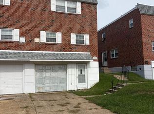727 Arnold St, Philadelphia, PA 19111