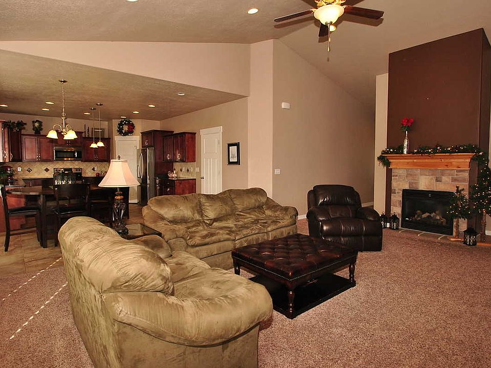 Living Room 4th View