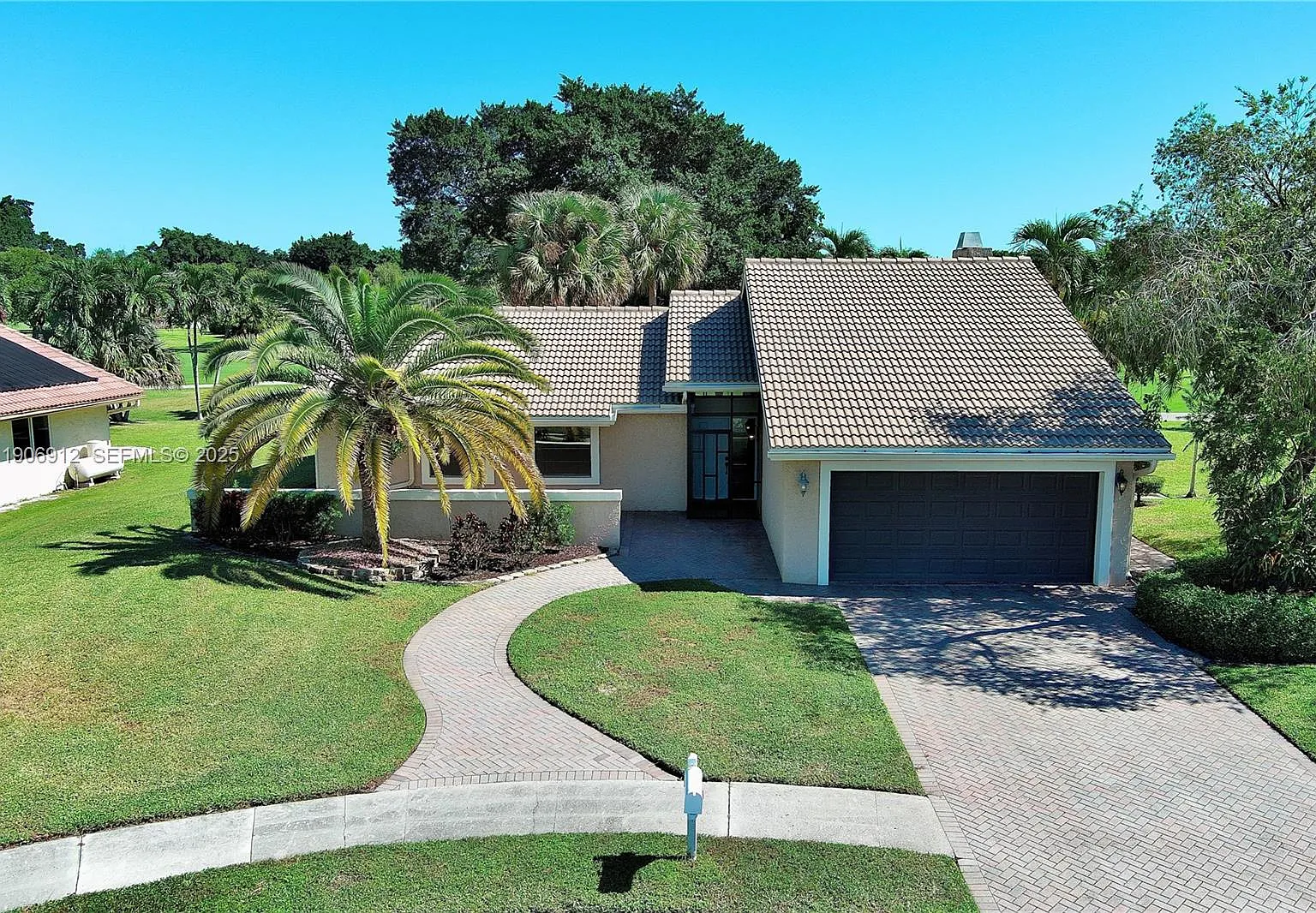 3 bed, 1431 sqft, $4,000 — Photo 1