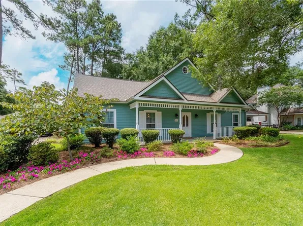 207 Trinity Ln, Mandeville, LA 70471