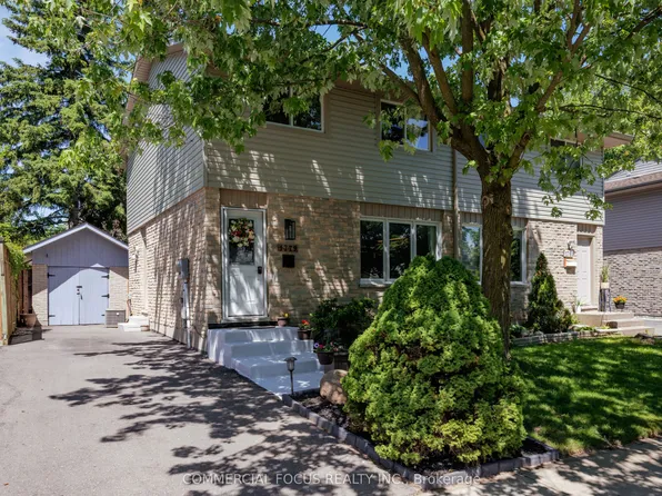 1779 Aldersbrook Rd, London, ON N6G 3E2