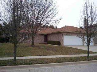 812 Landau Ln, Normal, IL 61761