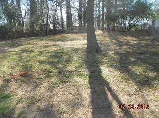 451 Barton Dr, Forest Park, GA 30297