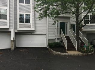 2202 Yardley Pl, Whippany, NJ 07981