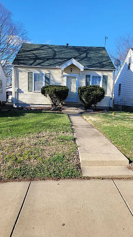 2403 W Ann St photo 1