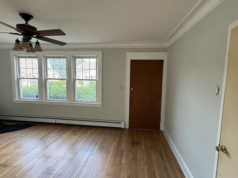 Lakewood Ter — Photo 3