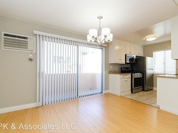 5th image of 11945 Darlington Ave APT 5