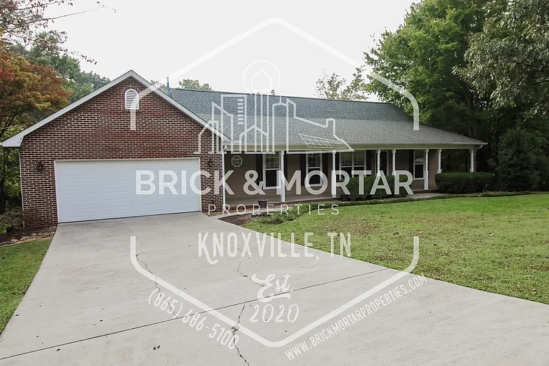 3 bed, 2.0 bath, 1842 sqft, $2,895 — Photo 3