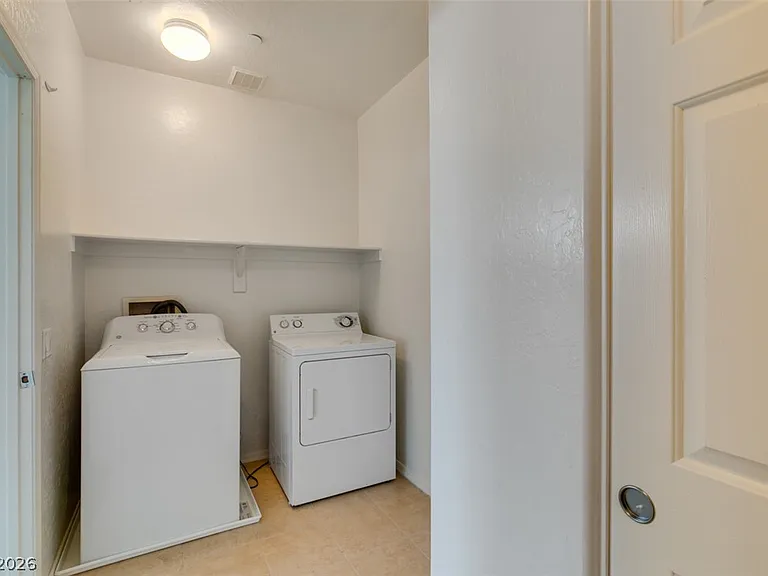 6868 Sky Pointe Dr #2068 — Photo 18