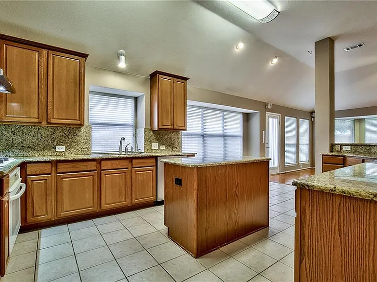 3016 Afton Ridge Dr — Photo 23