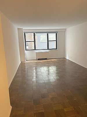 2nd image of 7 E 14th St APT 425