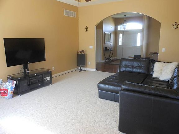 4th image of 7905 Shady Lake Ct