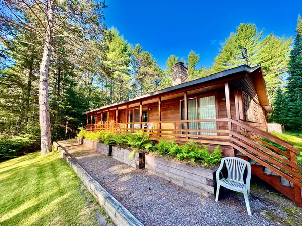 660 Bloom Rd, Eagle River, WI 54521
