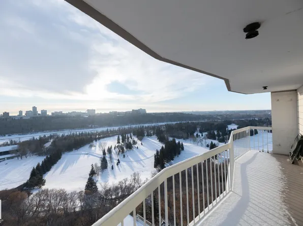 9835 113th St NW #1202, Edmonton, AB T5K 1N4