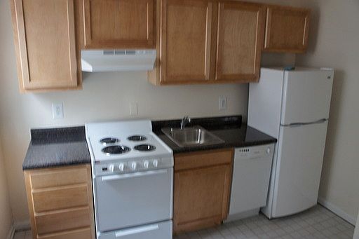 1st image of 429 S 48th St APT 203