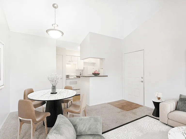 Milana Reserve Apartment Homes — Photo 44