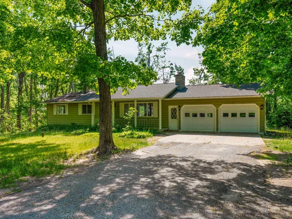 886 Knollwood Ln, Gaylord, MI 49735