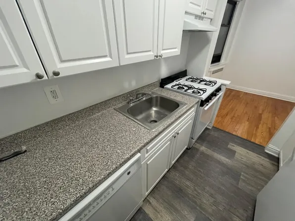 65-65 Booth Street image 2 of 9